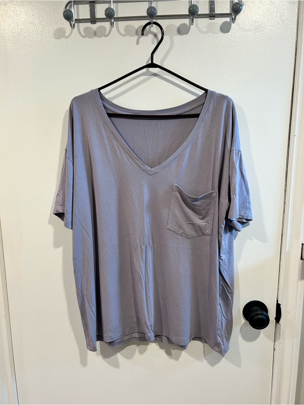 Kyte - Women’s Short Sleeve V-Neck Tee in Dusty Lavender